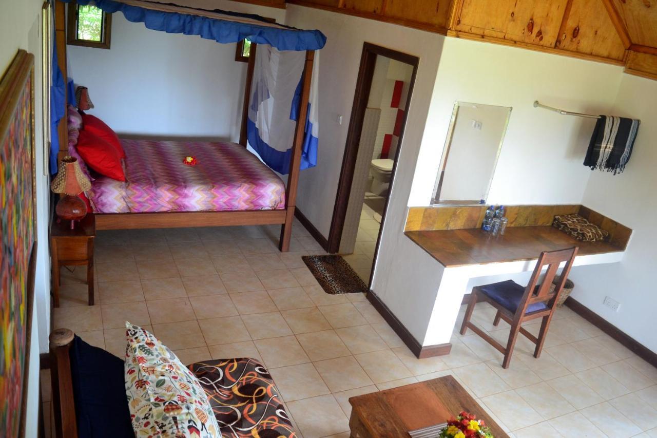 Shimba Hills Green Safari Lodge Kwale Exteriör bild