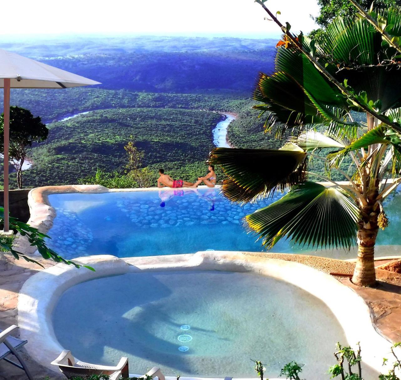 Shimba Hills Green Safari Lodge Kwale Exteriör bild
