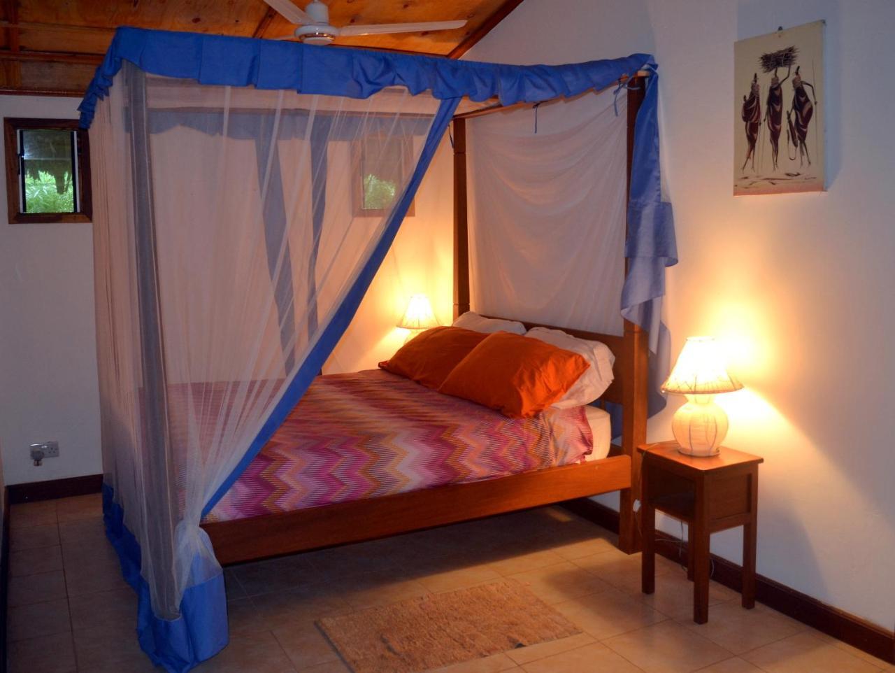 Shimba Hills Green Safari Lodge Kwale Exteriör bild