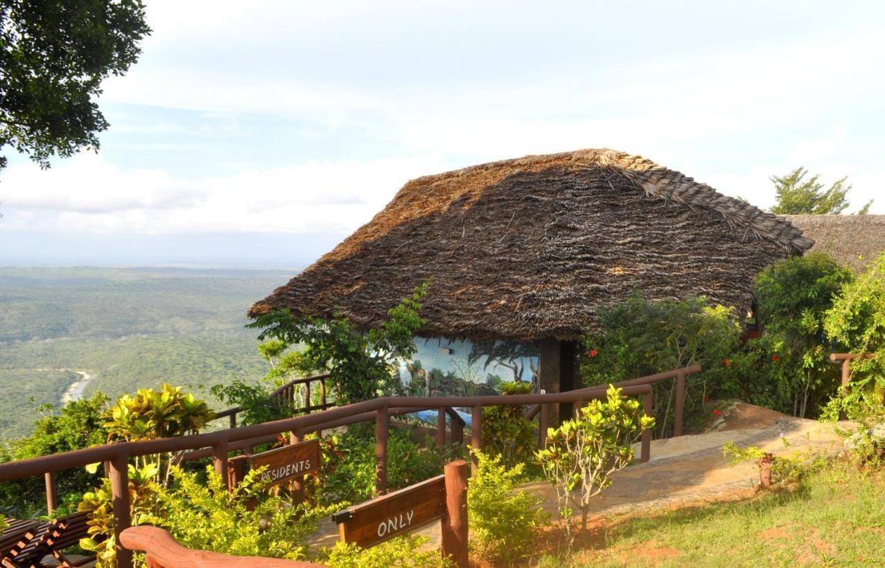 Shimba Hills Green Safari Lodge Kwale Exteriör bild