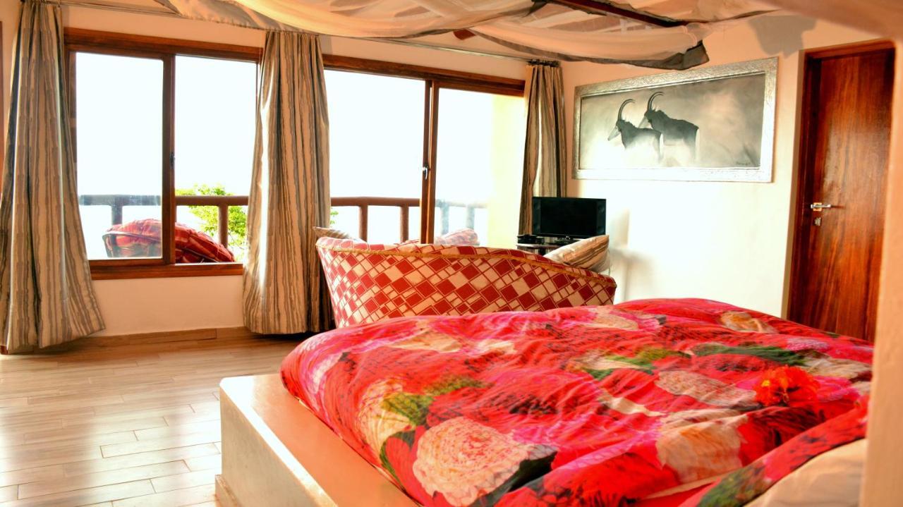 Shimba Hills Green Safari Lodge Kwale Exteriör bild